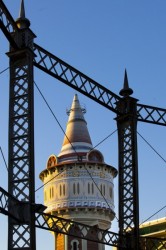 Torre d'Aigües de la Catalana de Gas photo of the Torre d'Aigües